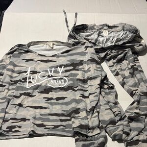 Lucky Brand Gray and Cream Camo pajama 2pc set